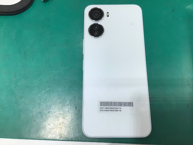 Libero5ＧⅢのバッテリー交換ならデータそのまま・最短即日修理のスマホ修理工房町田モディ店へ！